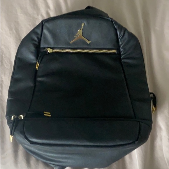 jordan backpack black and gold